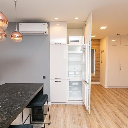 Petrovdom 190-199-216 In Spacious Apartments At Rc New York Concept House Kiew Exterior foto