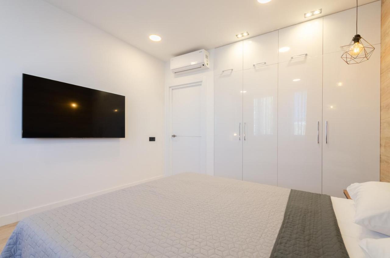 Petrovdom 190-199-216 In Spacious Apartments At Rc New York Concept House Kiew Exterior foto