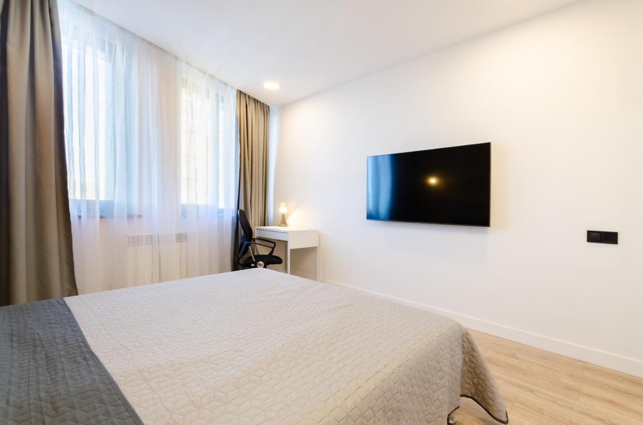 Petrovdom 190-199-216 In Spacious Apartments At Rc New York Concept House Kiew Exterior foto